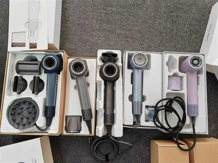 Feidhm Ilchuspóireach Accessories Triomadóir Gruaige Ardluais